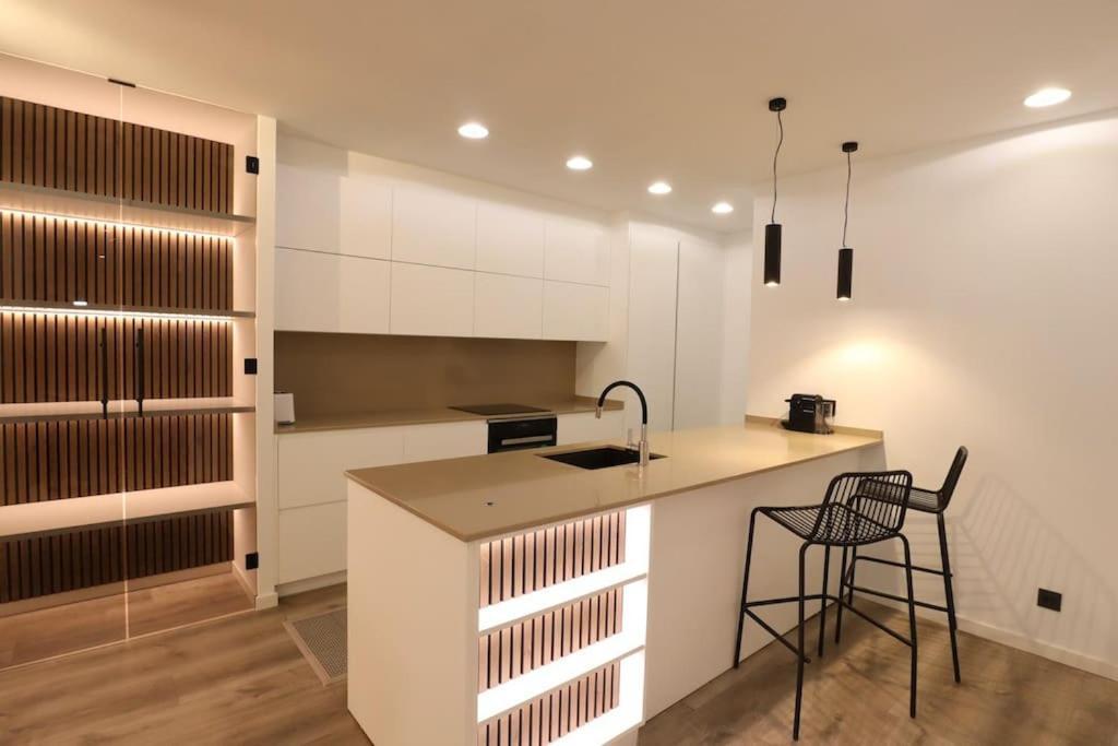 Notel Club - Precioso Loft En El Centro De La Ciudad Santander Buitenkant foto